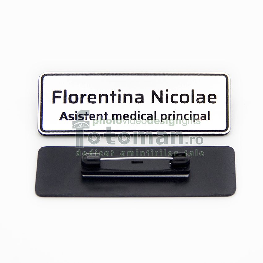 Ecuson gravat personalizat cu prindere ac