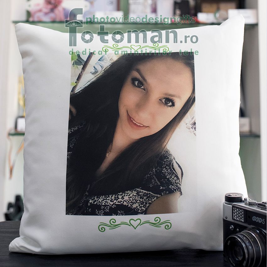 Perna personalizata alba-patrat