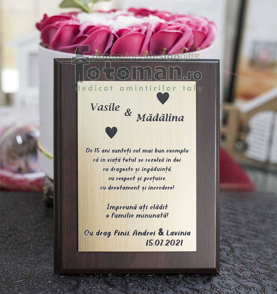 Trofee plachete-perete